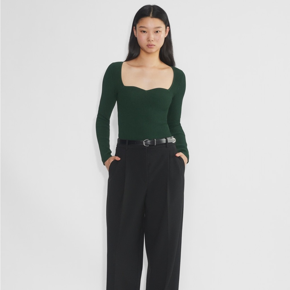 Aritzia Babaton Sculpt Knit Sweetheart Longsleeve